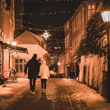 Dinbnb Homes I 200m To Bryggen I Make Memories With Friends And Family! 卑爾根