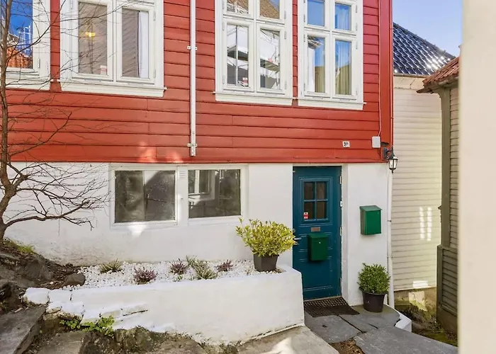 Semesterbostad Dinbnb Homes I 200m To Bryggen I Make Memories With Friends And Family! *