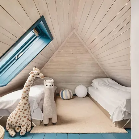 Dinbnb Homes I 200m To Bryggen I Make Memories With Friends And Family! Будинок відпочинку Берген