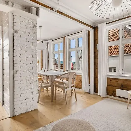 Dinbnb Homes I 200m To Bryggen I Make Memories With Friends And Family!