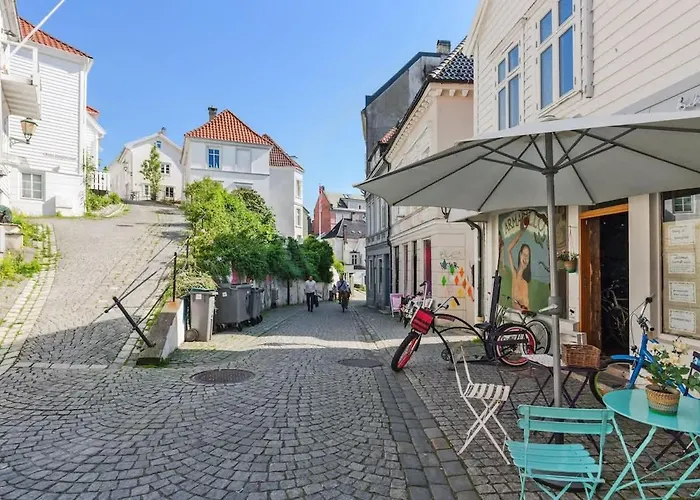 Dinbnb Homes I 200m To Bryggen I Make Memories With Friends And Family! * Bergen